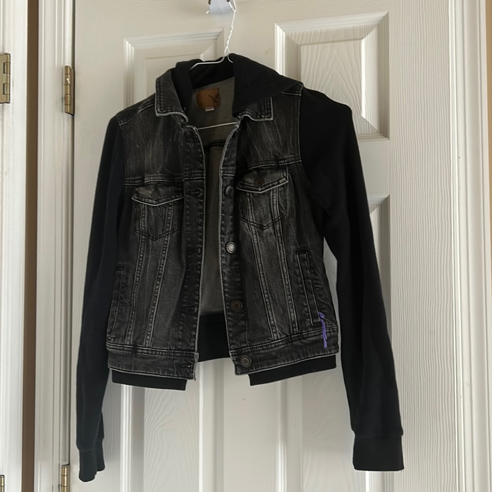 American Eagle Ladies Hooded mixed media denim jacket